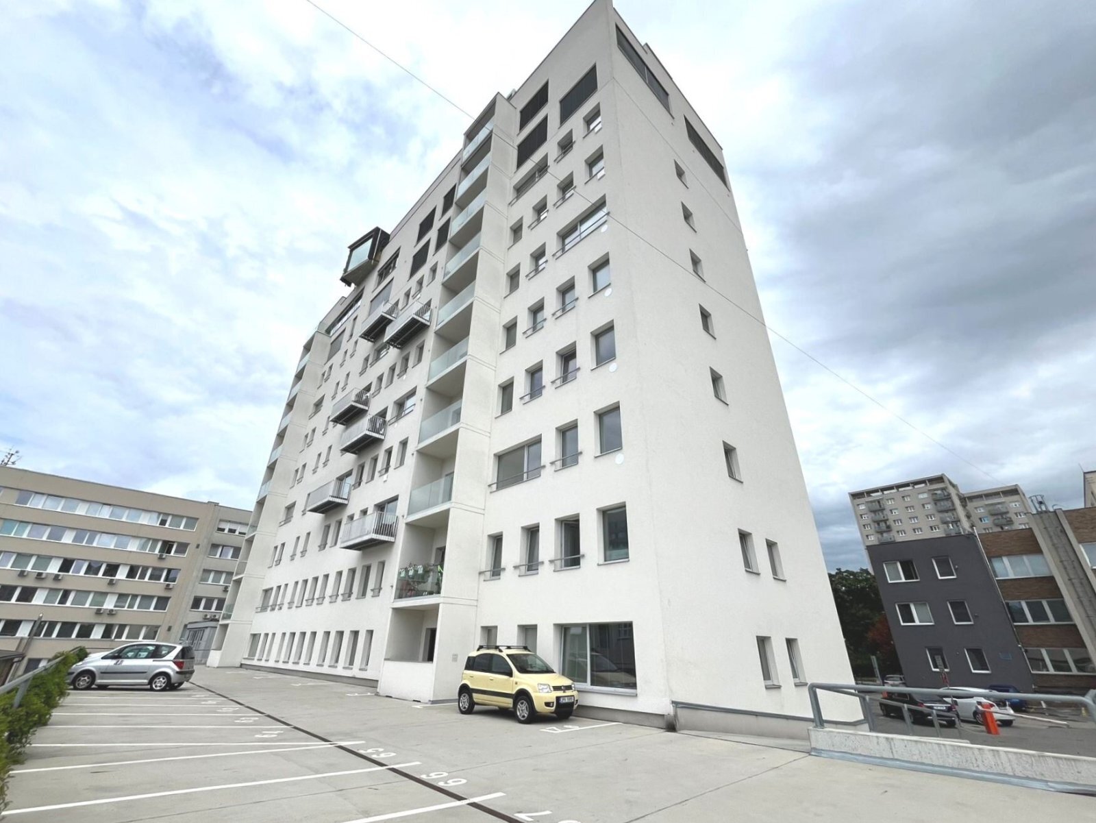 Byt 1+kk s garážovým stáním v centru